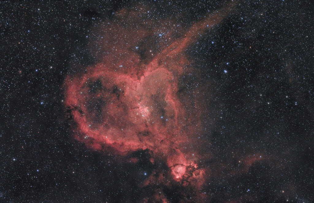 Nebulosa Cuore IC 1805 astrofotografia banda larga telescopio fotografia