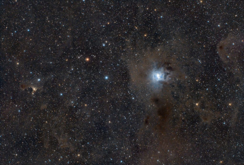 Nebulosa Iris NGC 7023 e Ghost Nebula Sh2-136 o vdB 141 nebulosa riflessione emissione cefeo globulo di Bok L'Osservatorio Astronomico "Piero Zambonini" a Febbio Artesky APO ED90
