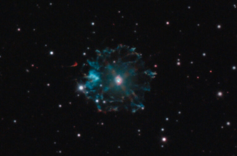 Astrofotografia HDR sulla nebulosa Occhio di Gatto NGC 6543